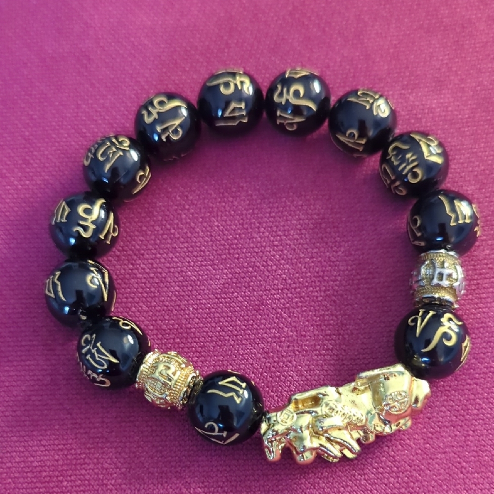Black and Gold Beaded Good Luck Bracelet